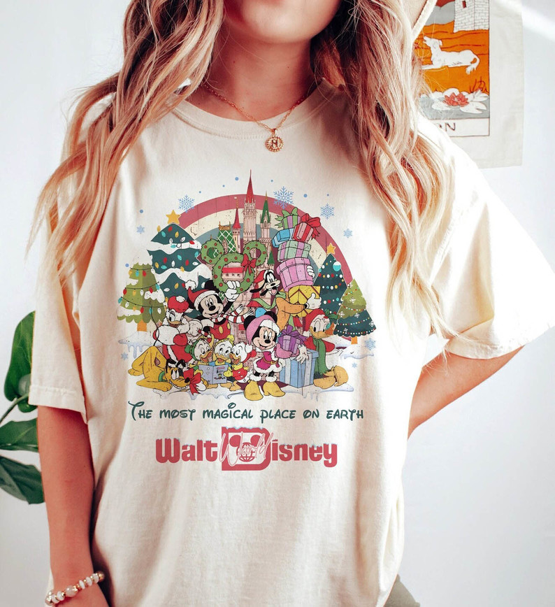 Vintage Walt Disney World Shirt, Mickey And Friends Tee Tops Short Sleeve