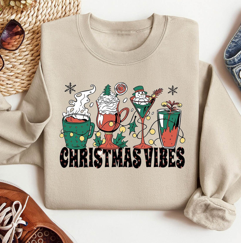 Christmas Vibes Shirt, Christmas Party Cocktails Short Sleeve Unisex T Shirt