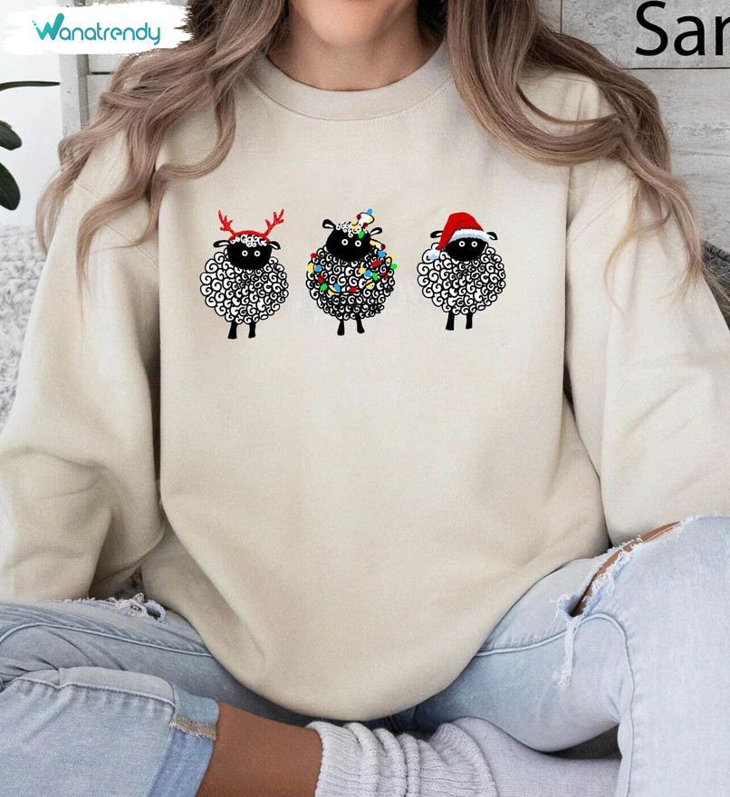 Fleece Navidad Sweatshirt, Sheep Christmas Sweater Unisex Hoodie
