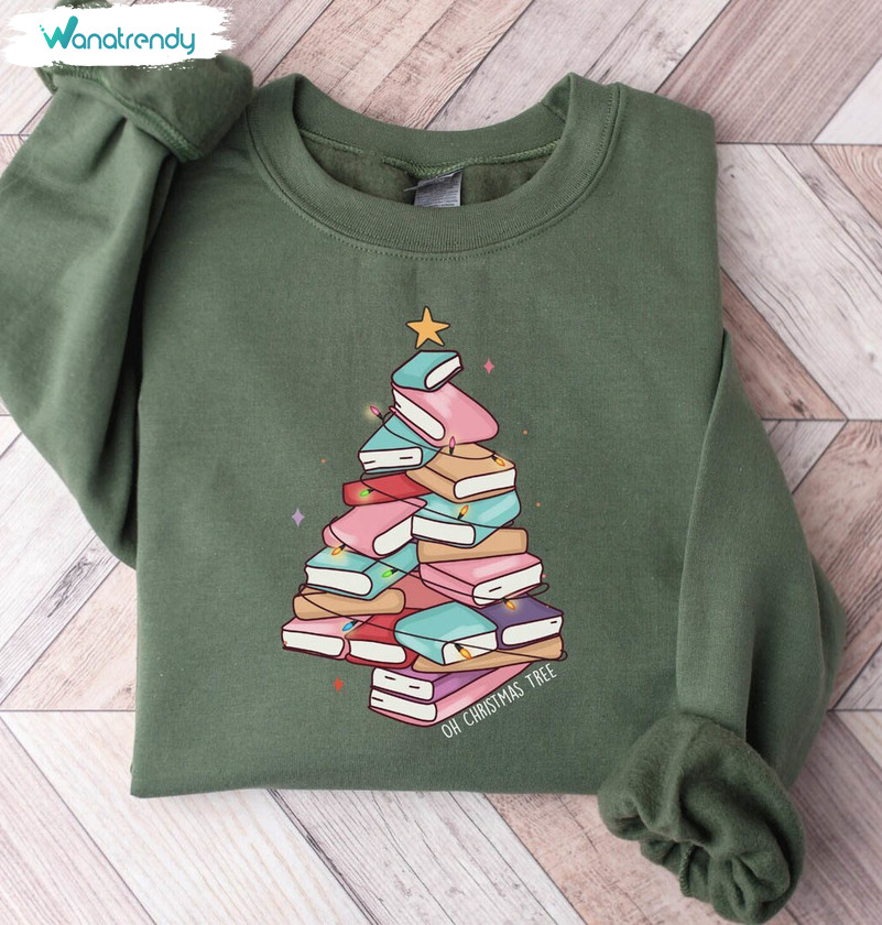 Christmas Tree Book Shirt, Librarian Bookworm Sweater Short Sleeve
