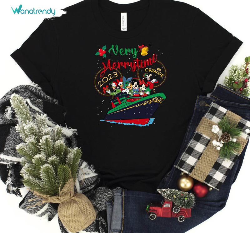Very Merrytime Disney Cruise 2023 Shirt, Christmas Funny Unisex Hoodie Crewneck Sweatshirt