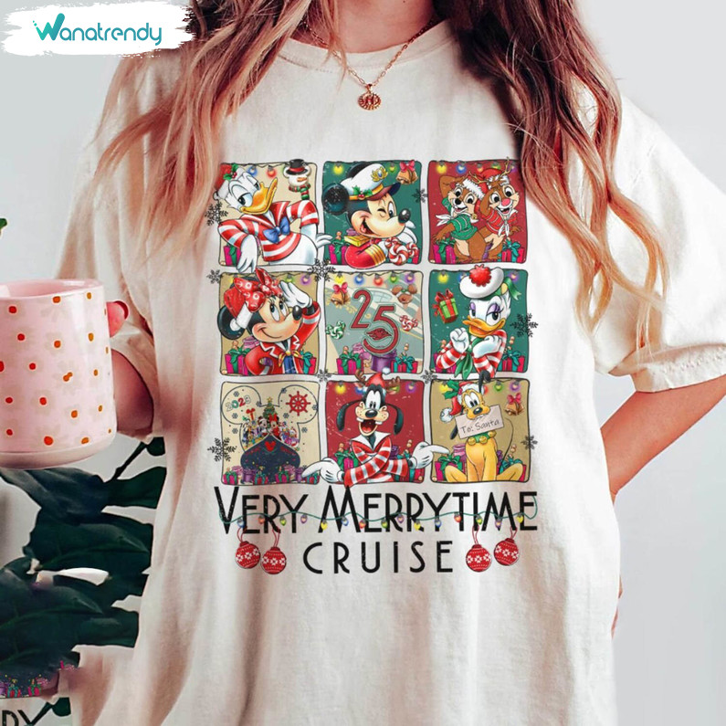 Disney Cruise Line Christmas Shirt, Mickey And Friends Short Sleeve Sweater
