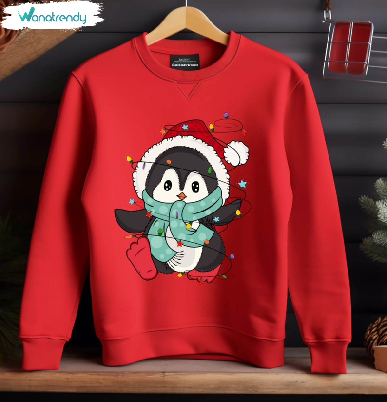 Penguin Christmas Shirt, Animal Cute Long Sleeve Unisex Hoodie