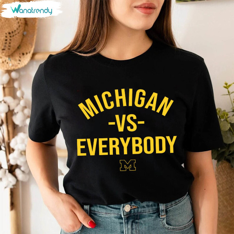 Michigan Vs Everybody Shirt, Vintage Design Long Sleeve Sweater