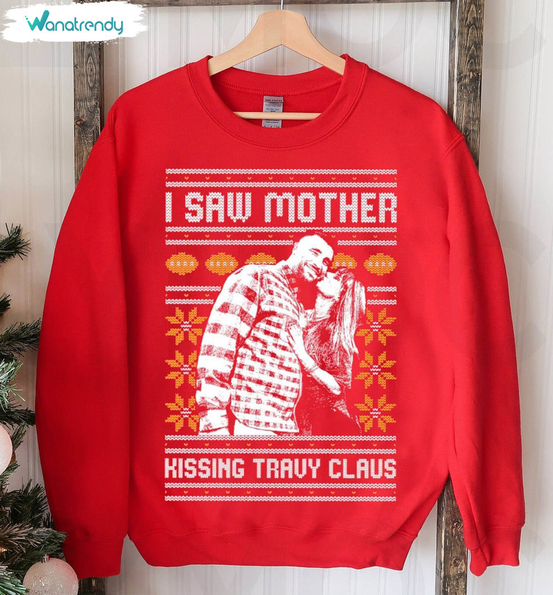 I Saw Mother Kissing Travis Kelce Christmas Sweatshirt, Vintage Kansas City Football Unisex Hoodie Crewneck Sweatshirt