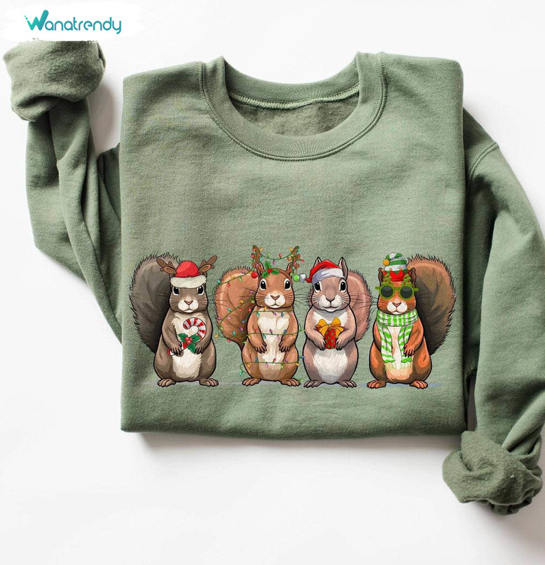 Christmas Squirrel Lights Funny Shirt, Funny Christmas Animals Short Sleeve Tee Tops