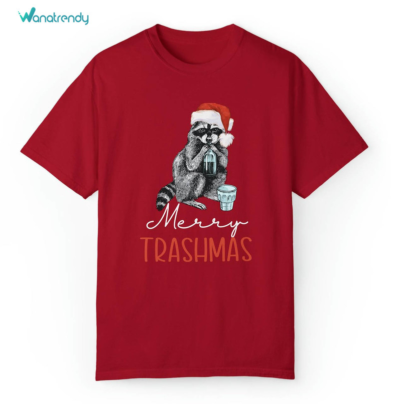 Merry Trashmas Funny Shirt, Raccoon Christmas Crewneck Sweatshirt Tee Tops