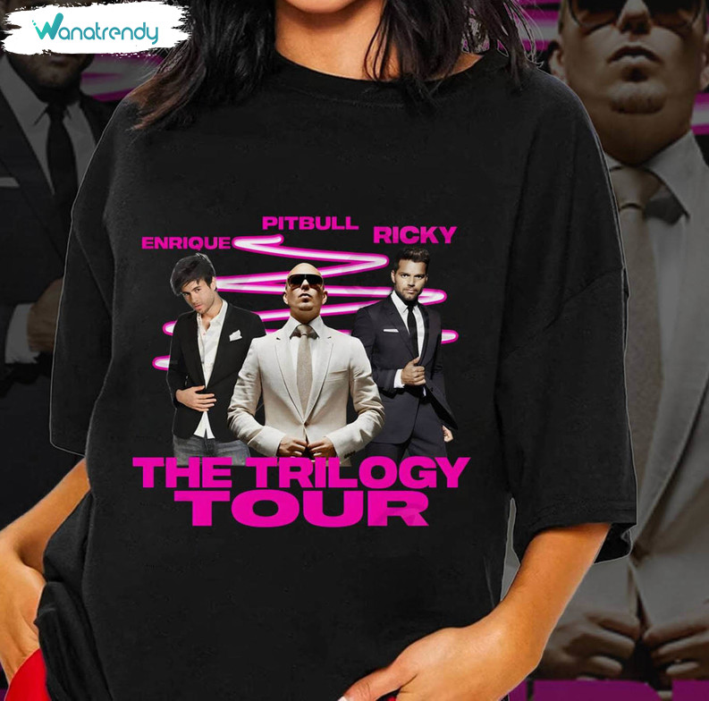Enrique Iglesias X Pitbull Shirt. The Trilogy Tour 2023 Crewneck Sweatshirt Long Sleeve
