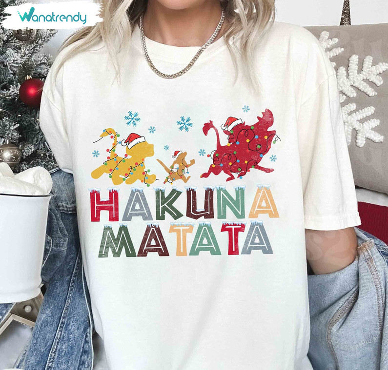 Hakuna Matata Christmas Shirt, Disney Animal Kingdom Unisex Hoodie Long Sleeve