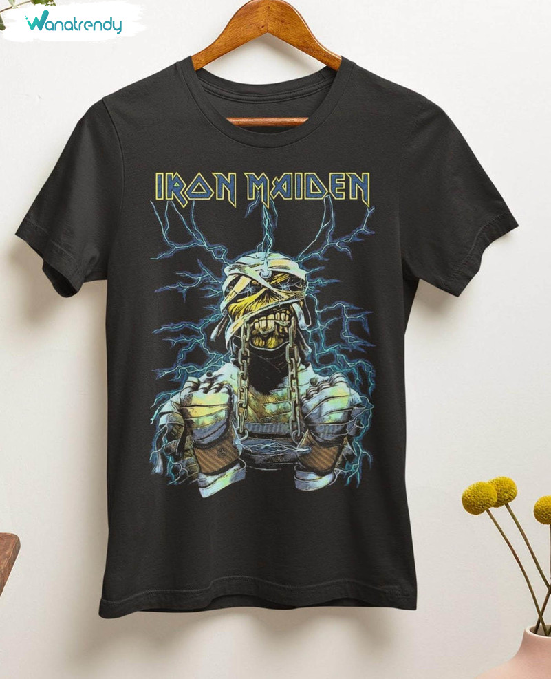 Iron Maiden Shirt, The Hills The Trooper Fear Of The Dark Unisex Hoodie Crewneck Sweatshirt