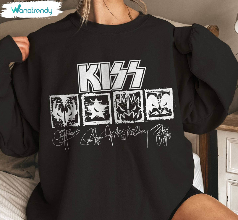 Kiss End Of The Road Shirt, The Memories Crewneck Sweatshirt Long Sleeve