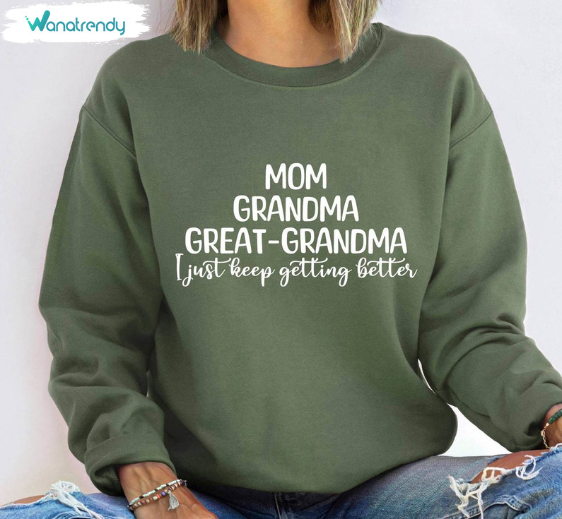 Retro Mom Grandma Great Grandma Sweatshirt, Mom Unisex Hoodie Short Sleeve