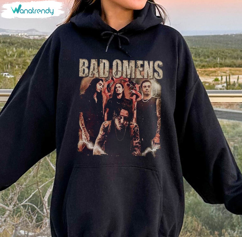 New Rare Bad Omens Shirt, Unique Bad Omens Tour 2023 Sweatshirt Unisex Hoodie