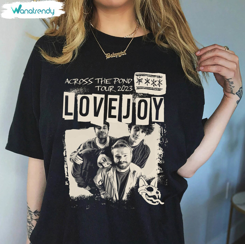 Lovejoy Band Vintage Shirt, Must Have Wall Art Lovejoy Long Sleeve Unisex Hoodie