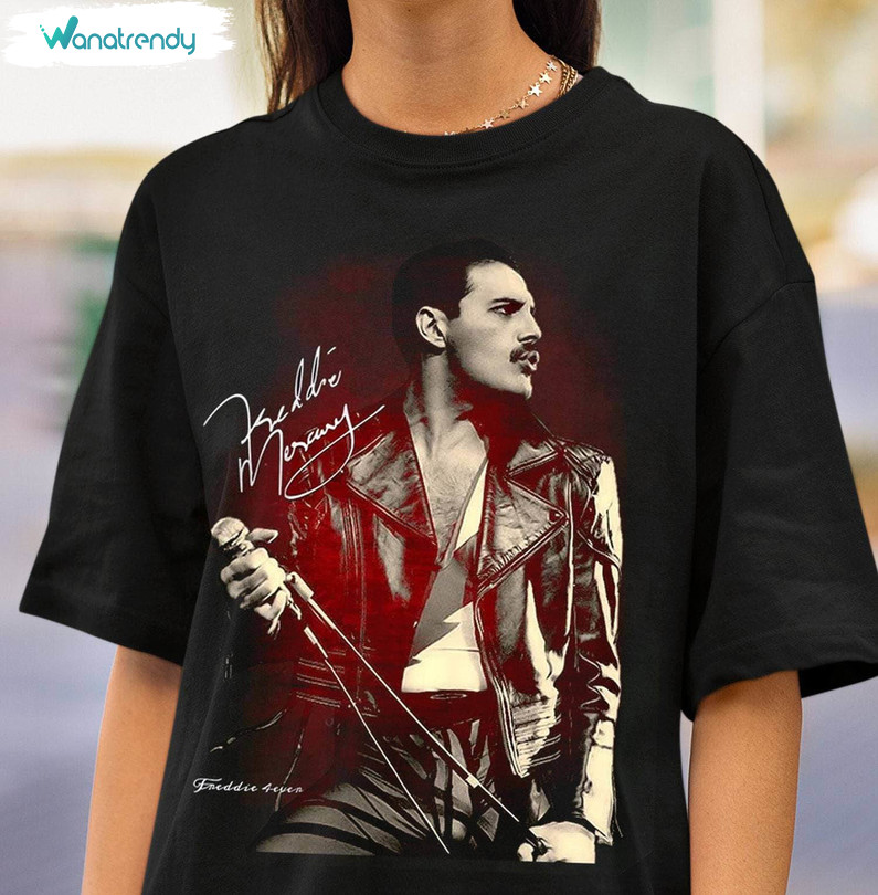 Groovy Freddie Mercury Shirt, The Show Must Go On Retro T Shirt Unisex Hoodie