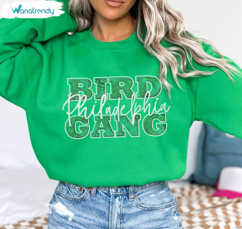 Must Have Bird Gang Sweatshirt, Retro Birds Philadelphia Short Sleeve Unisex T Shirt