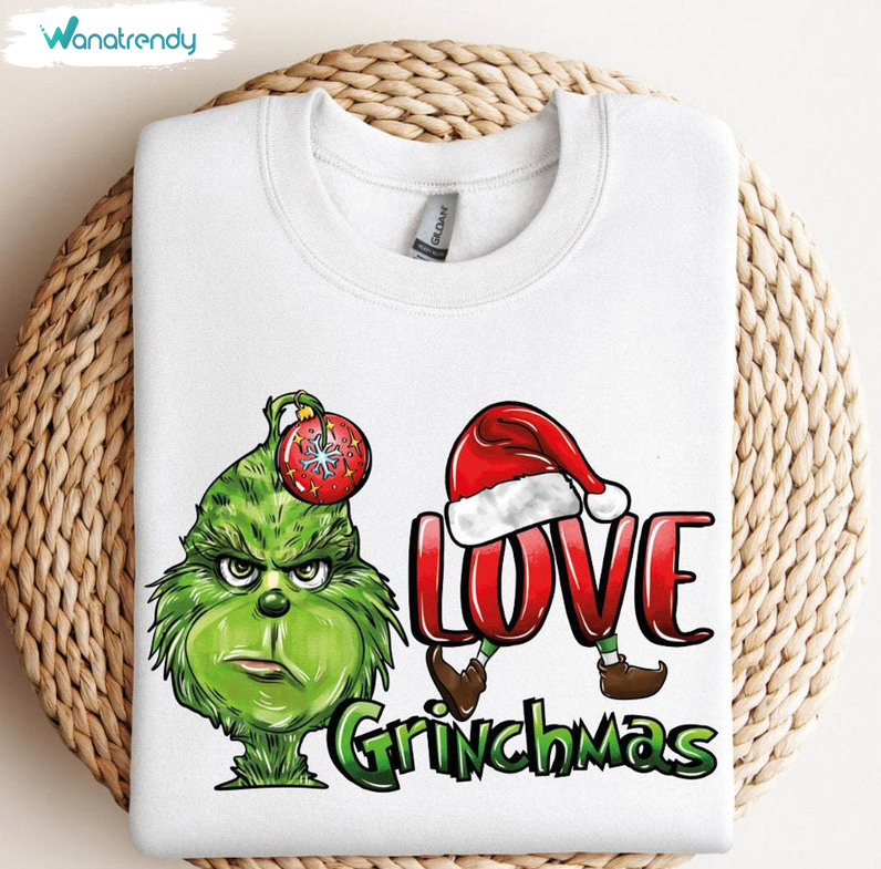 New Rare Grinch's Valentine Shirt, Grinchmas Love Christmas Sweater Crewneck