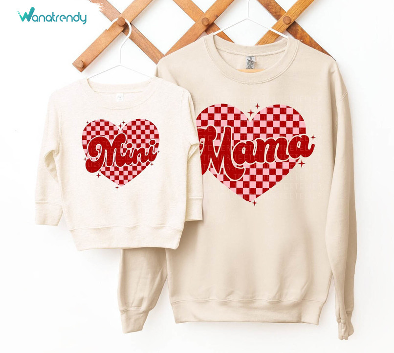 Retro Mama Mini Valentine Shirt, Fantastic Heart Mommy And Me Hoodie Long Sleeve