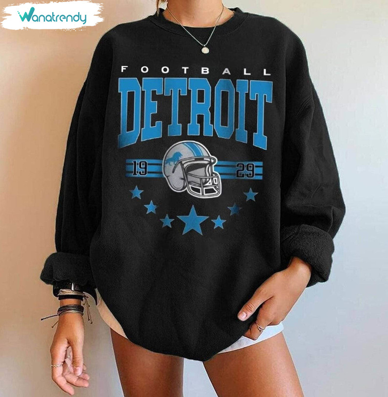 Cool Design Detroit Lions Shirt, Trendy Sunday Football Crewneck Unisex Hoodie