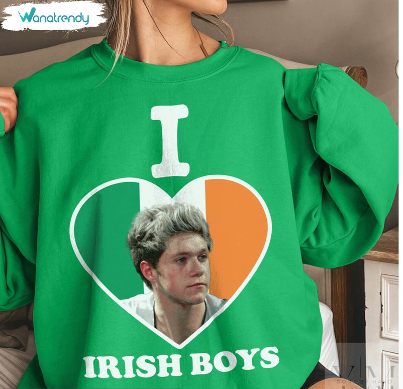 Comfort Colors I Love Irish Boys Shirt, Trendy Slogan Hoodie Tee Tops