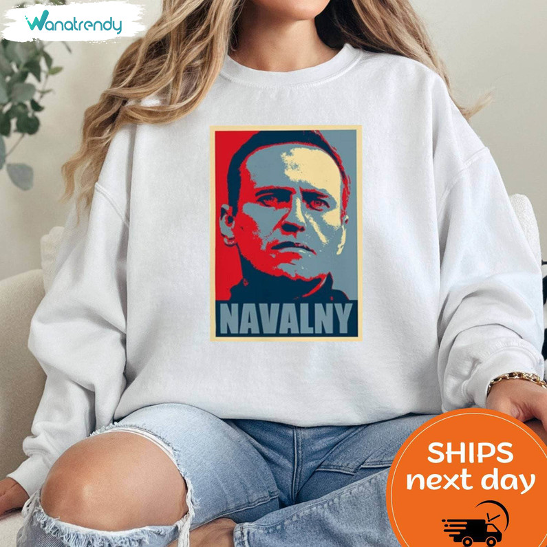 Alexei Navalny Graphic Shirt, Free Navalny Popular Long Sleeve Hoodie