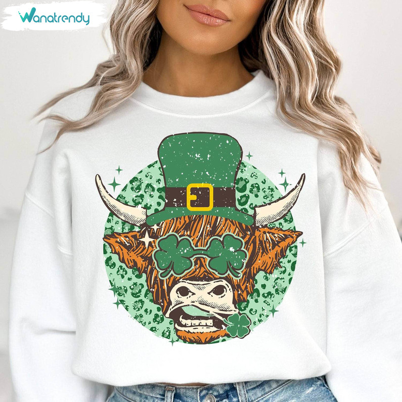 Awesome St Patrick's Day Highland Cow Shirt, St Patrick's Day Shamrock Sweater Tank Top