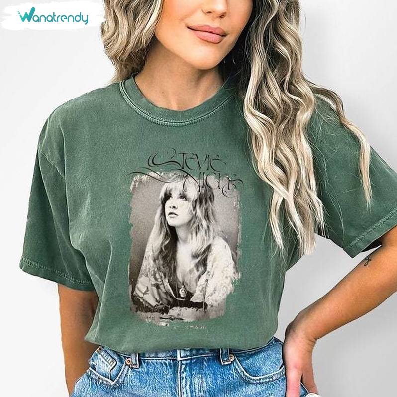 Vintage Stevie Nicks Shirt, Fleetwood Mac Band Unisex T Shirt Unisex Hoodie