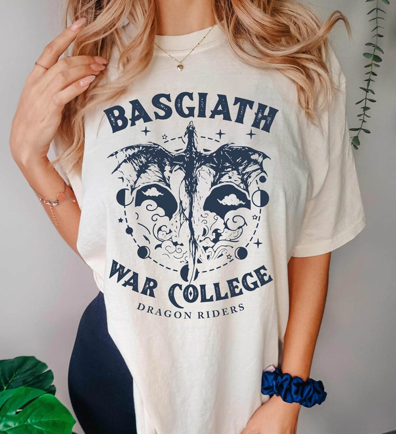 Basgiath War College Shirt, Dragon Riders Quadrant Crewneck Sweatshirt
