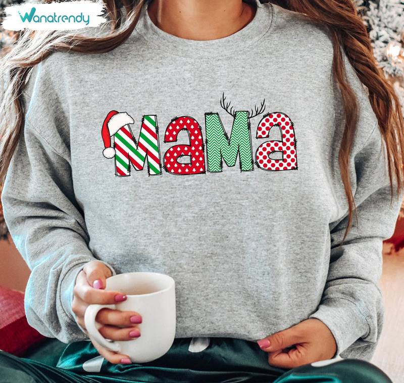 Cute Santa Hat Christmas Mama Sweatshirt